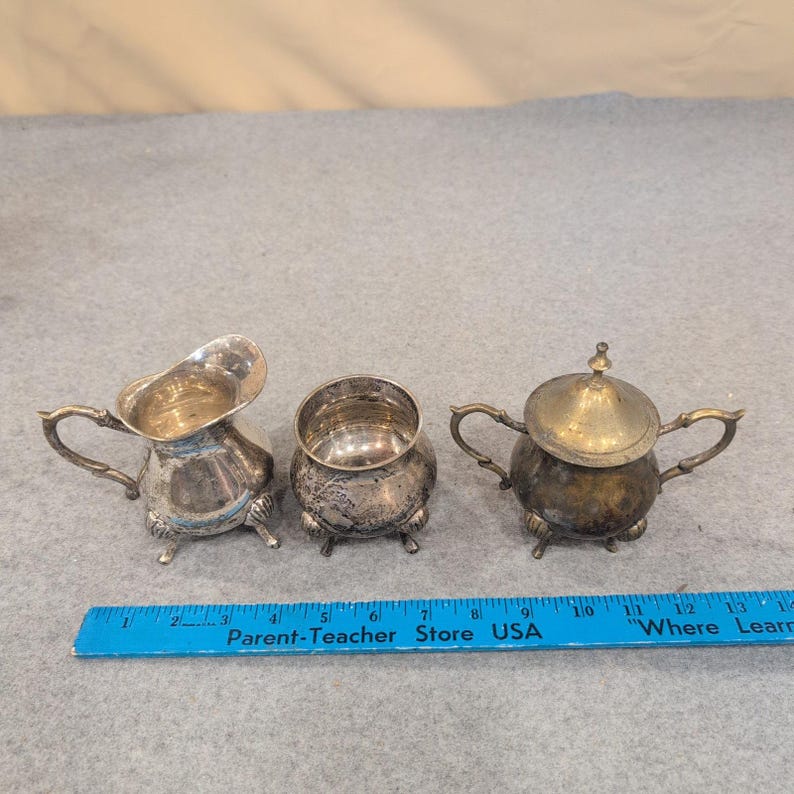 Vintage Miniature Silver Plate Tea Set Creamer Sugar Bowl Shell Feet 3pc image 6