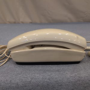 Vintage AIRMATE Beige Dial Push Button Telephone Retro Home Office Desk Phone image 3