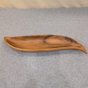 Philcraft Monkey Pod Wood Leaf Tray Hand Carved Philippines Brown image 4