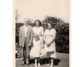 Vintage Family Portrait Snapshot Black and White Leonard Metz Garden Photo