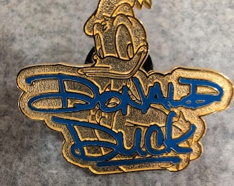 Disney Donald Duck Graffiti Logo 2004 Lanyard Pin Serie offizieller Pin Trading