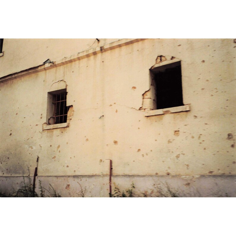 Vintage 1999 Bosnia War SFOR Peacekeepers Sarajevo Mostar Photo Lot of 13 image 12