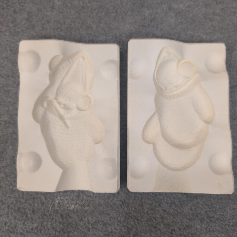 Albertas Molds Inc 1980 A233 Ceramic Casting Mold Christmas Mouse Santa Hat image 2