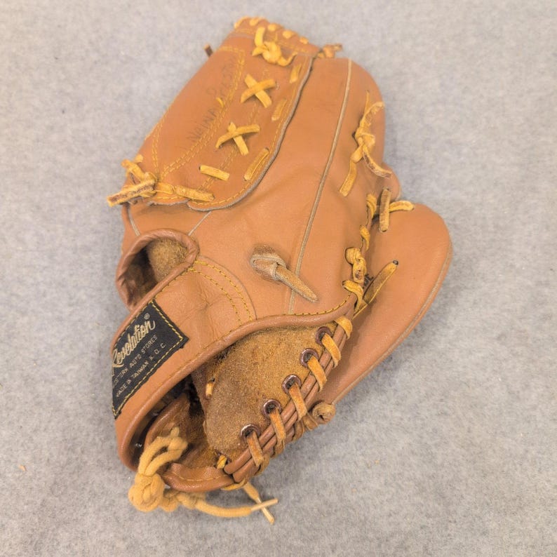 Vintage Revelation Western Auto Stores Baseball Glove Cowhide 36-1234-8 Brown image 1