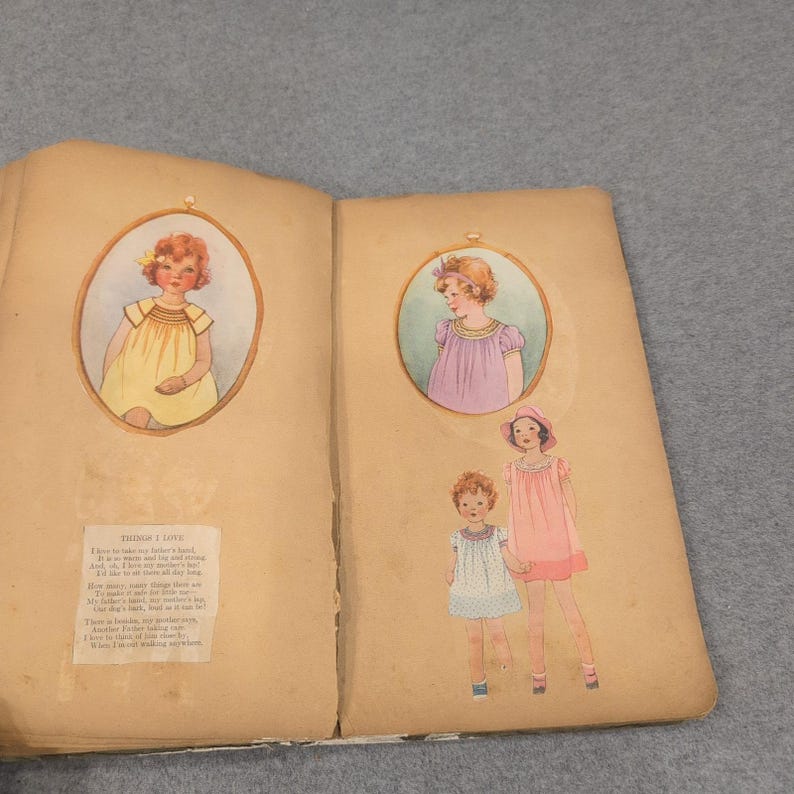 Álbum de recortes vintage hecho a mano con ilustraciones de mediados de siglo y artículos infantiles efímeros imagen 4