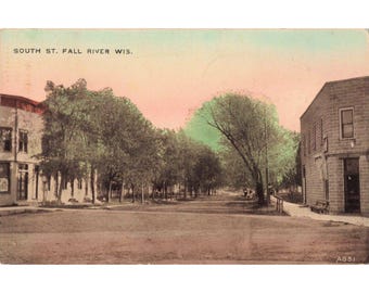 Vintage 1923 South St Fall River Wisconsin Postcard Colorized Street View A851