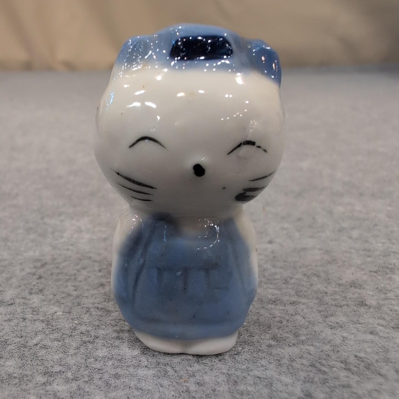 Vintage Blau & Weiß 2 "Hello Kitty Figur - Knapper Maneki-neko Bild 1