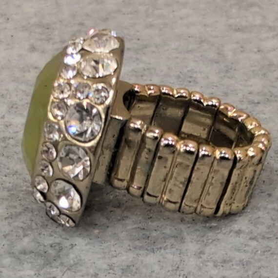 Vtg Sparkly Statement Ring Green Gemstone Rhinest… - image 3