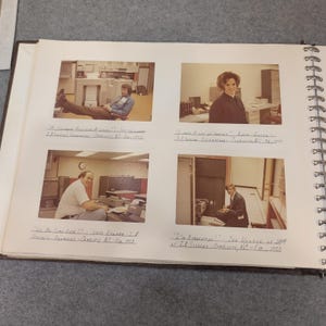 Vintage album uit 1972-1973 van de familie Harrington uit Charleston, West Virginia, van kolonel Patricia Harrington van de Amerikaanse luchtmacht. afbeelding 18