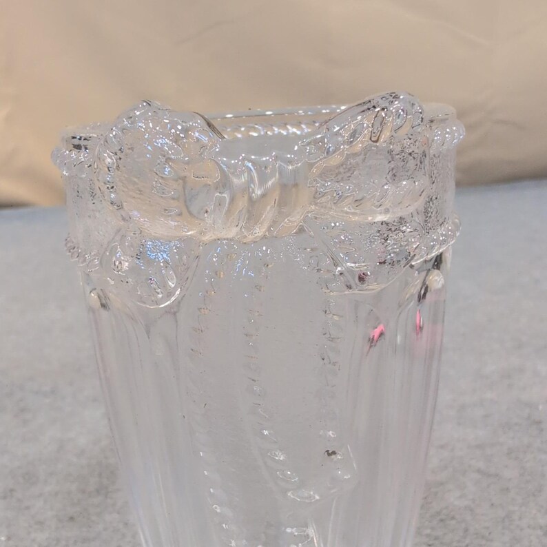 Studio Silversmiths Merci Cherie 24% Lead Crystal Frosted Bow Bud Vase Germany image 2