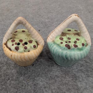 Vintage Ceramic Basket Salt and Pepper Shakers Green Floral Accent image 1