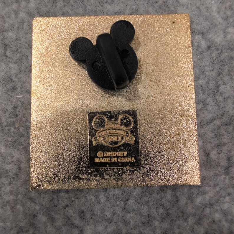 Disney Jiminy Cricket Pinocchio Disneyland Favorites 2002 Trading Pin image 3