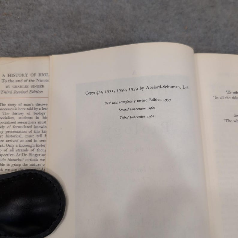 A History of Biology Charles Singer 1962 Revised Edition Hardcover Dust Jacket image 4