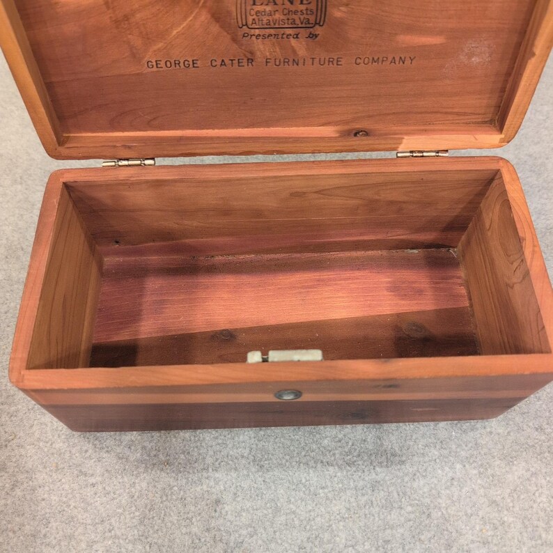 Vintage Lane Cedar Chest Miniature Salesman Sample George Cater Furniture Box image 6