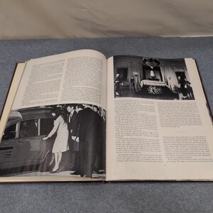 La fiaccola è passata Storia Morte di un presidente 1963 Libro John F Kennedy JFK HC immagine 6
