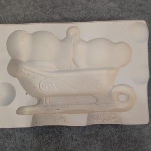 VTG 1978 Alberta's Molds Inc Ceramic Sleigh with Mice & Tree Casting Mold A-127 image 2