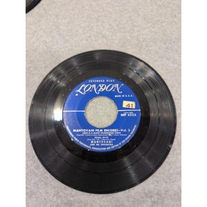 Mantovani Film Encores Vol 3 London Records BEP 6322 Vinilo EP de 7 pulgadas 45 RPM imagen 3