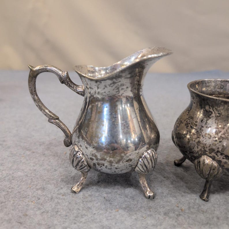 Vintage Miniature Silver Plate Tea Set Creamer Sugar Bowl Shell Feet 3pc image 2