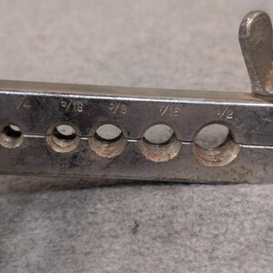 Vintage Manual Tubing Flaring Tool for Copper Brass Aluminum Pipe Repair image 3