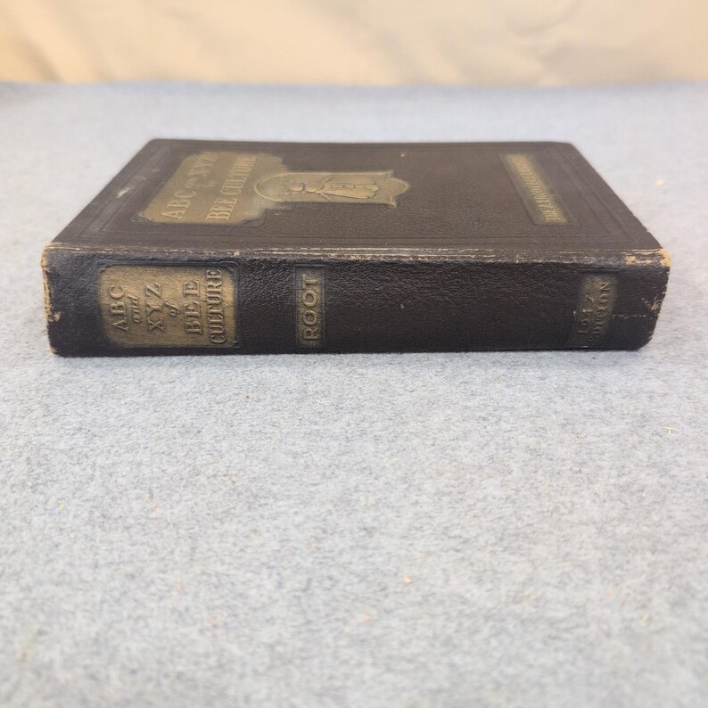 ABC and XYZ of Bee Culture A.I. Root 1947 Edition Hardcover Beekeeping Book image 4