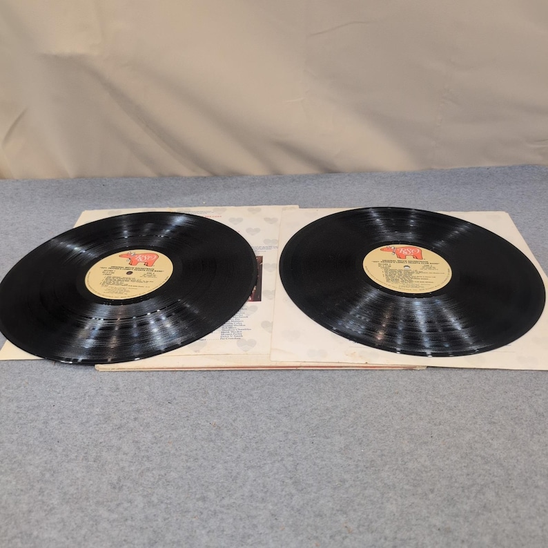 Sgt Peppers Lonely Hearts Club Band Bande originale du film 2LP Peter Frampton Bee Gees image 4