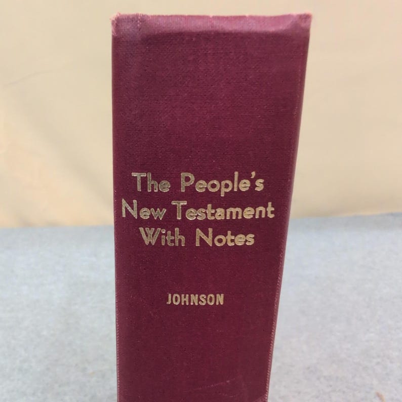 Nowy Testament Ludów z notatkami B.W. Johnson Tom I 1972 Oprawa twarda Bordowy zdjęcie 1