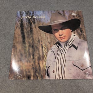 Garth Brooks Self Titled Vinyl LP 1989 Debut Album Capitol Records Sealed Rare image 1