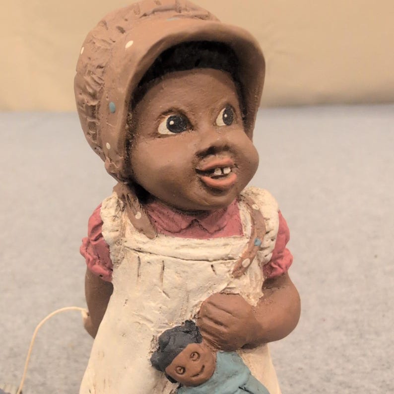 Martha Holcombe All God's Children Bonnie and Buttons Figurine 1502 Edition 62 image 2