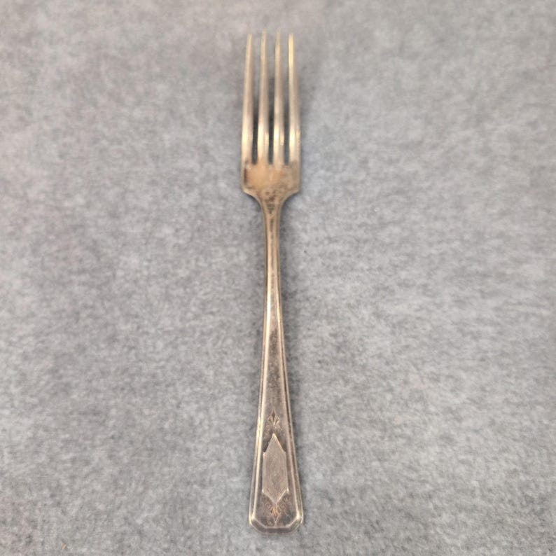 Wm A Rogers A1 Plus Silverplate Art Deco Dinner Fork Etched Handle image 1