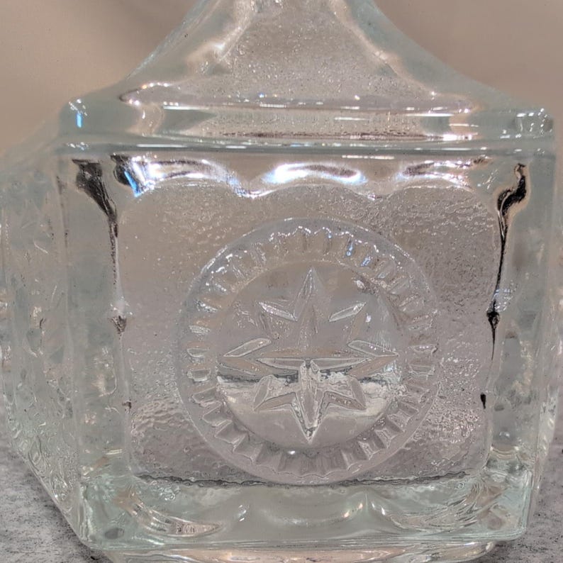 Vintage Clear Pressed Glass Hexagonal Trinket Box American Eagle Star Motif Lid image 3