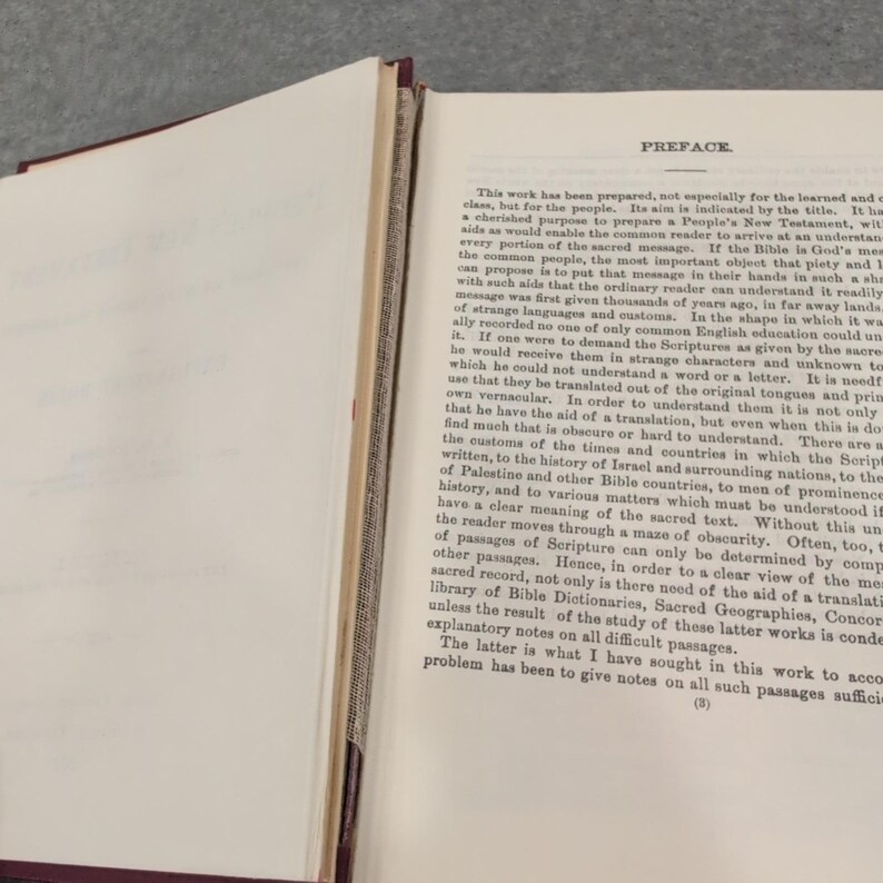 Nowy Testament Ludów z notatkami B.W. Johnson Tom I 1972 Oprawa twarda Bordowy zdjęcie 3