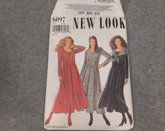 New Look 6097 Misses Kleid Schnittmuster Grössen 8-18 Kragenvariationen Unbeschnitten