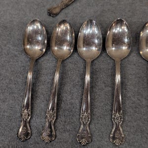 Old Company Plate Signature Rose Silverplate Flatware Set 13pc Monogrammed F image 5