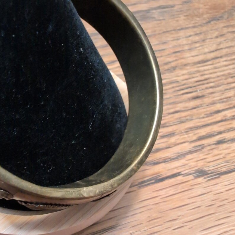 Vintage Brass and Bone Inlay Bangle Bracelet Made in India Bohemian Style image 3