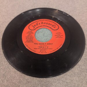 G.T.の『ユー・ガヴ・イット・アウェイ』ランニングバック 45回転レコード Jed's Record's SJM-45178 画像 3
