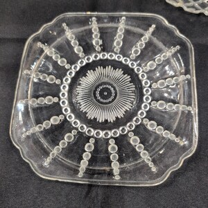 Vintage Clear Pressed Glass Plates Set of 3 Sunburst Diamond Point Floral image 4