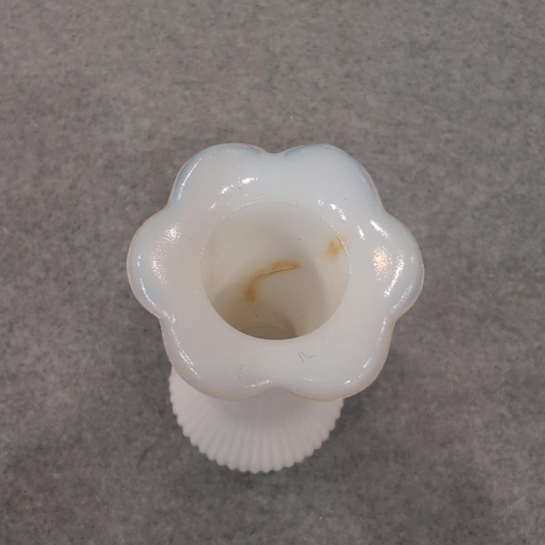 Vintage White Milk Glass Ribbed Bud Vase with Ruffled Rim image 2