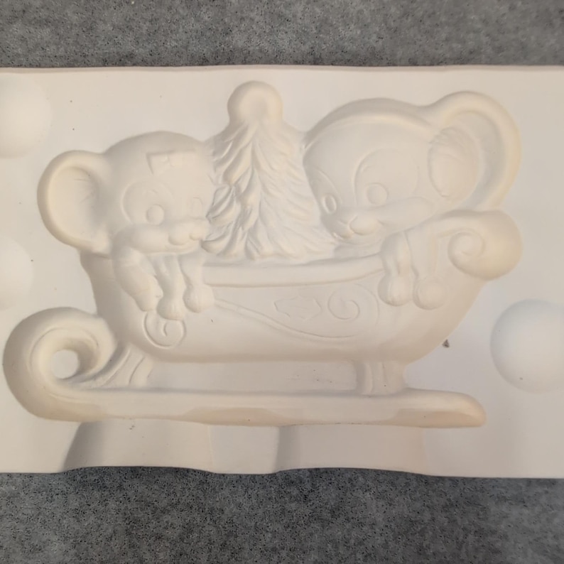 VTG 1978 Alberta's Molds Inc Ceramic Sleigh with Mice & Tree Casting Mold A-127 image 1