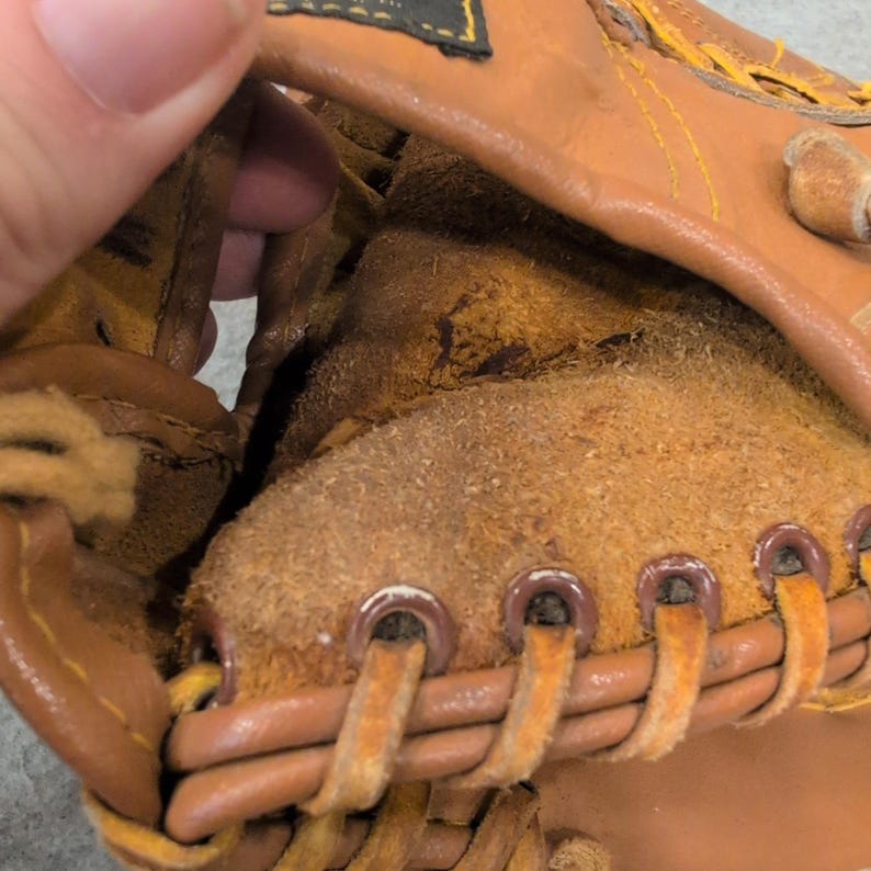 Vintage Revelation Western Auto Stores Baseball Glove Cowhide 36-1234-8 Brown image 4