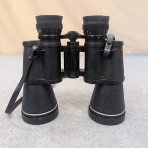 Tasco 10x50mm Zip Focus Wide Angle Binoculars Model 2023 Black Coated Optics image 1