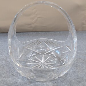 Vintage Crystal Glass Basket Clear Etched Starburst Handle Bowl Dish 6" image 3