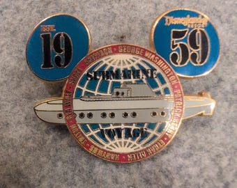 Spilla Disney Disneyland Resort Submarine Voyage Est 1959 Orecchie di Topolino 2004 Trading