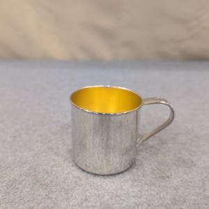 Oneida Community Tudor Plate Vintage Baby Cup Silver Plated Gold Wash Interior image 3