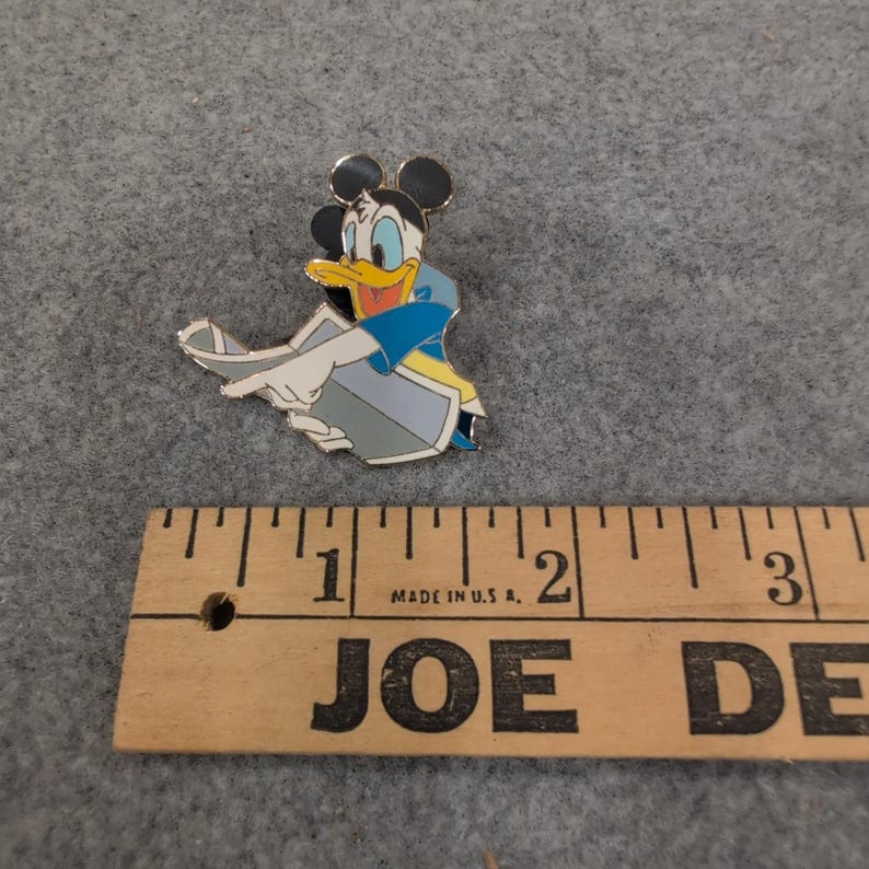Disney Pin 2003 Donald Duck Tourist Mickey Ears Hat Map Trading Pin Enamel image 2