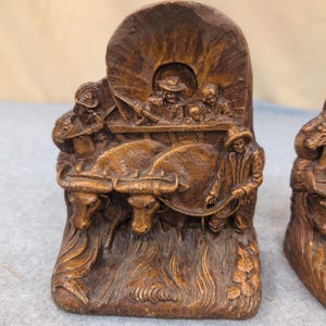 Vintage Western Covered Wagon Oxen Pioneer Bookends Set Rustic Faux Wood Resin image 2