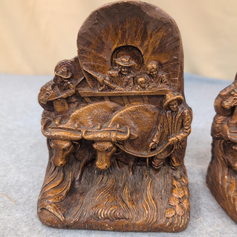 Vintage Western Covered Wagon Oxen Pioneer Bookends Set Rustic Faux Wood Resin image 2