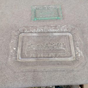 Tiara Indiana Glass Last Supper Bread Tray and Trinket Dish Set Clear Green image 1