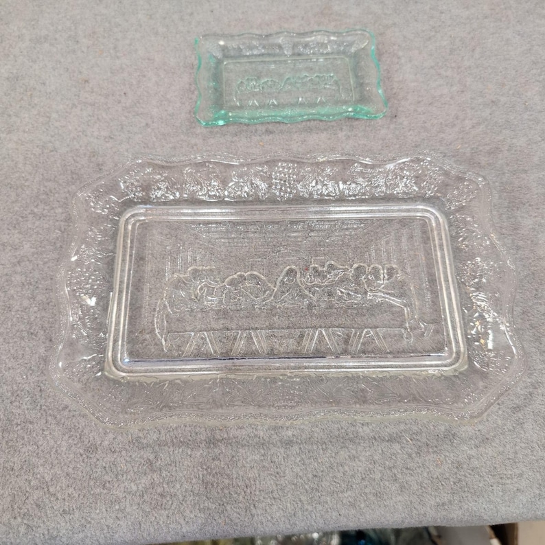 Tiara Indiana Glass Last Supper Bread Tray and Trinket Dish Set Clear Green image 1