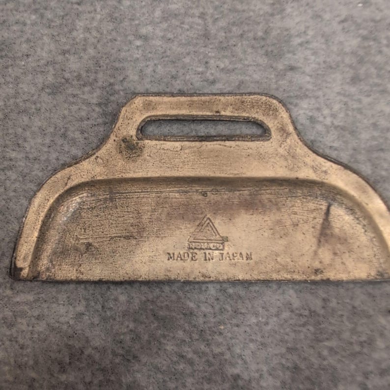 Souvenir of the Black Hills Badlands National Monument Miniature Metal Dustpan image 2