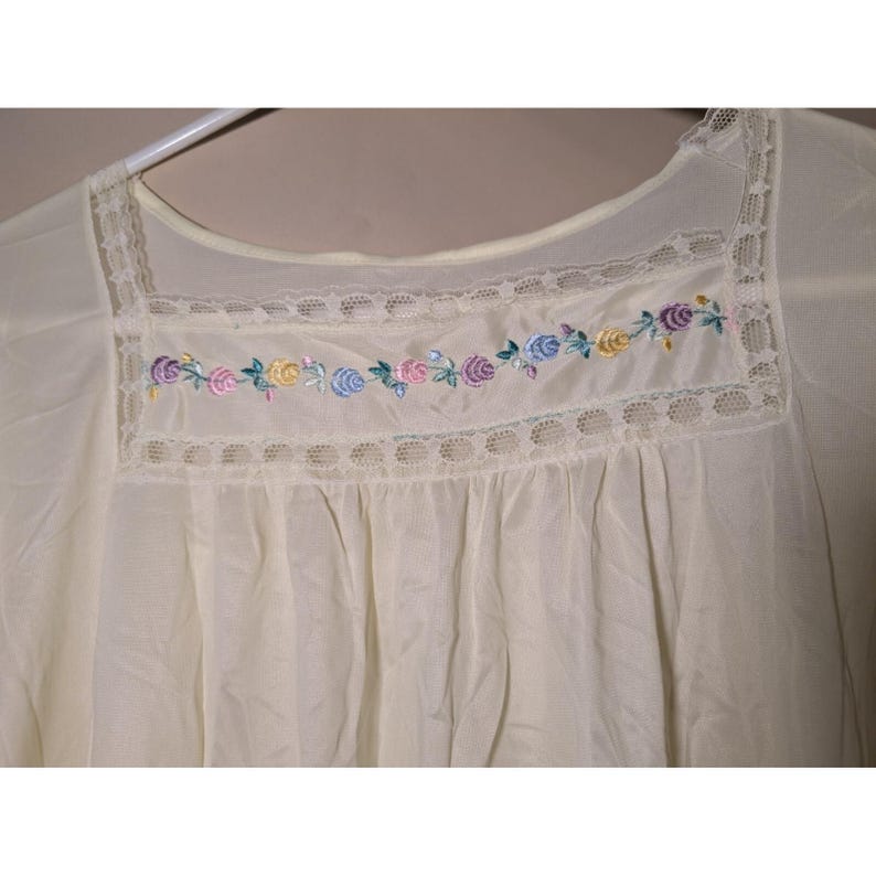 Vintage Ivory Long Sleeve Nightgown Lace Embroidered Floral Trim Sheer Nylon image 3